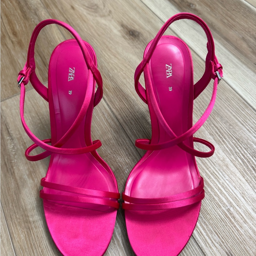 Zara Women's Hot Pink Strappy Heels